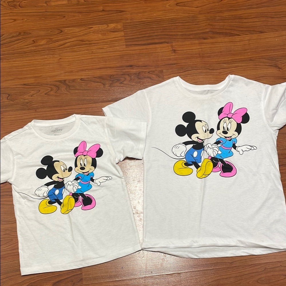 Disney Kids Mickey & Minnie White T-Shirts size 6 & 10